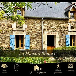  Hébergement de vacances La Maison Bleue,authenticité, Nature, Simplicité, 2-5 Personnes, Sur France